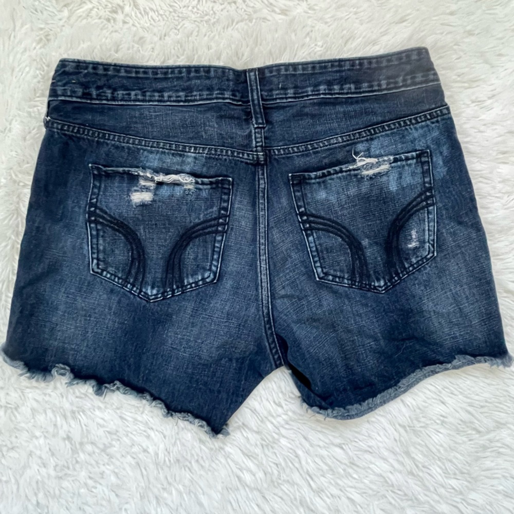 Hollister Distressed Shorts - Picture 2 of 7